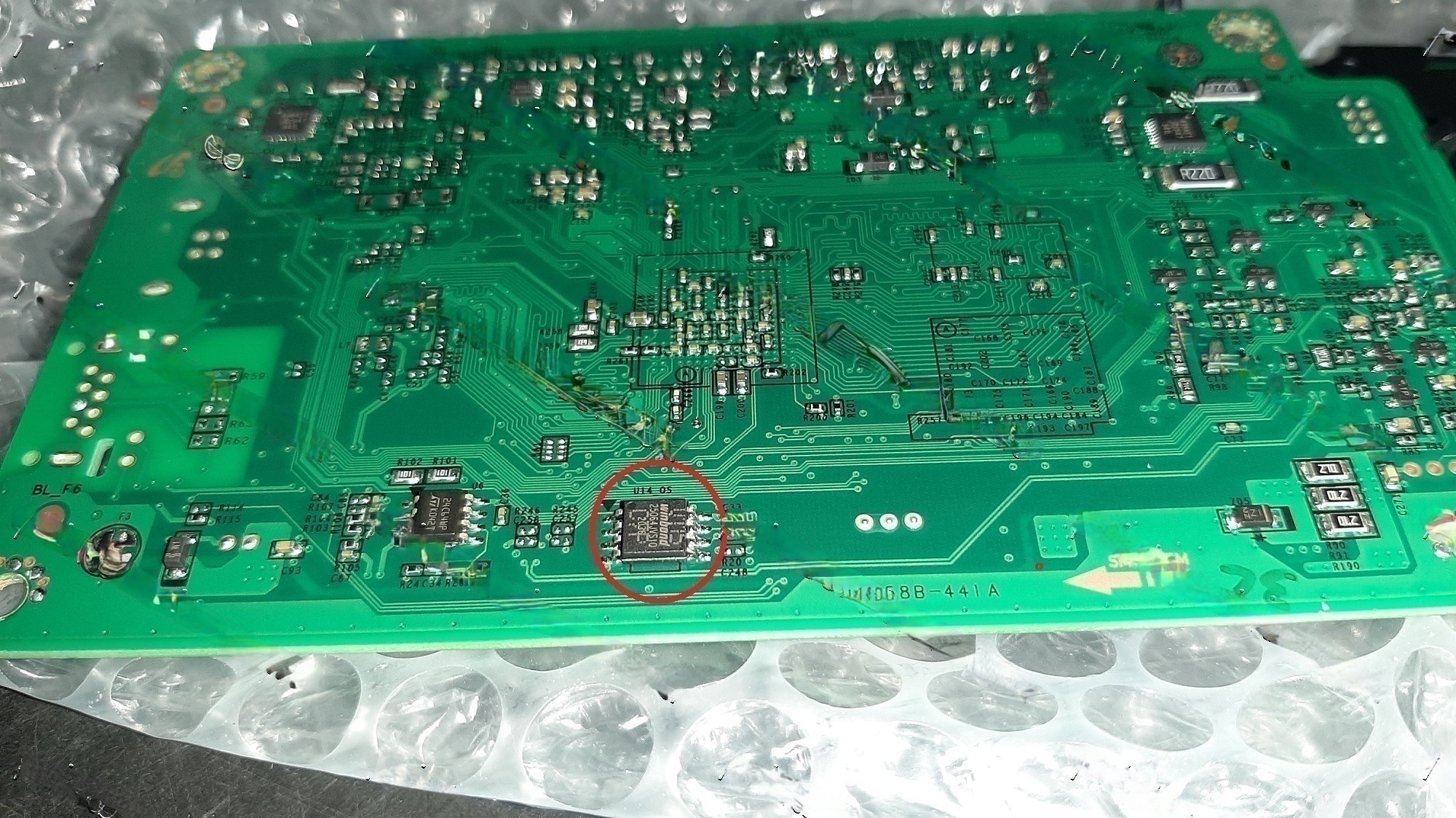 EEPROM W25Q64